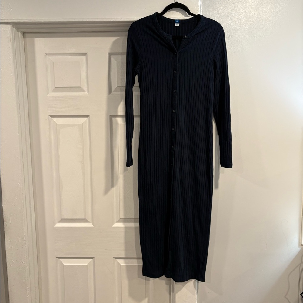 Old Navy Black Long Sleeve Maxi Dress